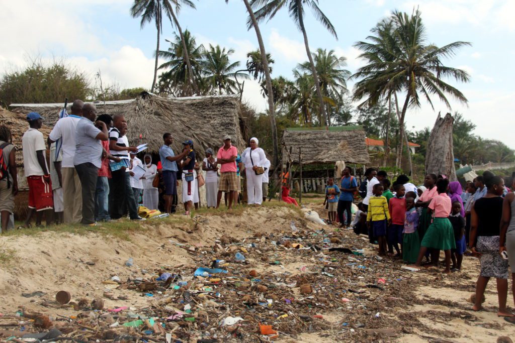 International coastal cleanup - Kenya Marine Center